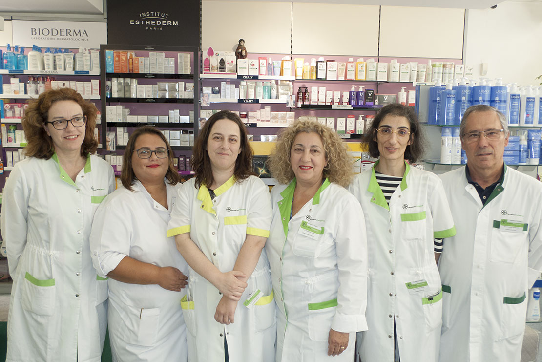 A equipa da Farmácia Nunes